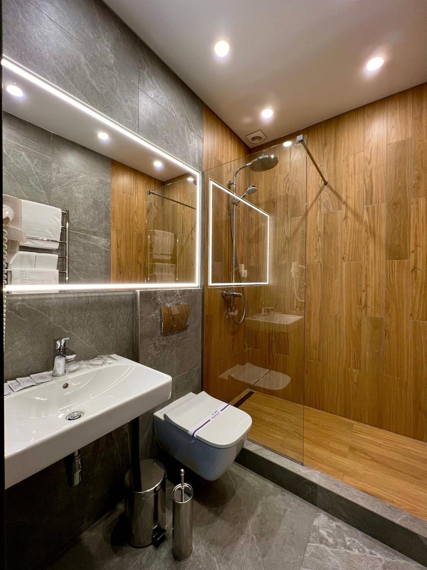 קייב Hotel Fregat מראה חיצוני תמונה